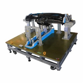 Instrumentu paneļa pārbaudes armatūra